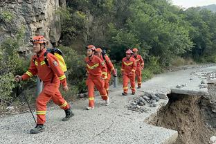 贝西诺谈自己被踢出拉齐奥比赛名单：接受这个决定，但我问心无愧